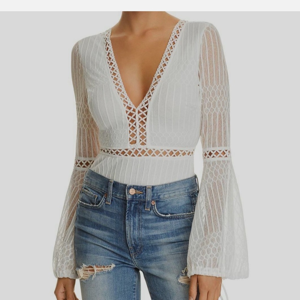 {SHEIN} boho Women's White Lace Long-Sleeve V-Neck Bodysuit